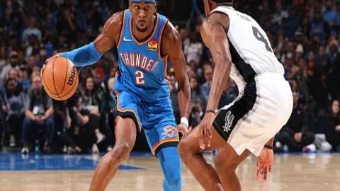 麦卡利斯特封堵马尔穆什射门，对方“受伤”场面却喜笑颜开